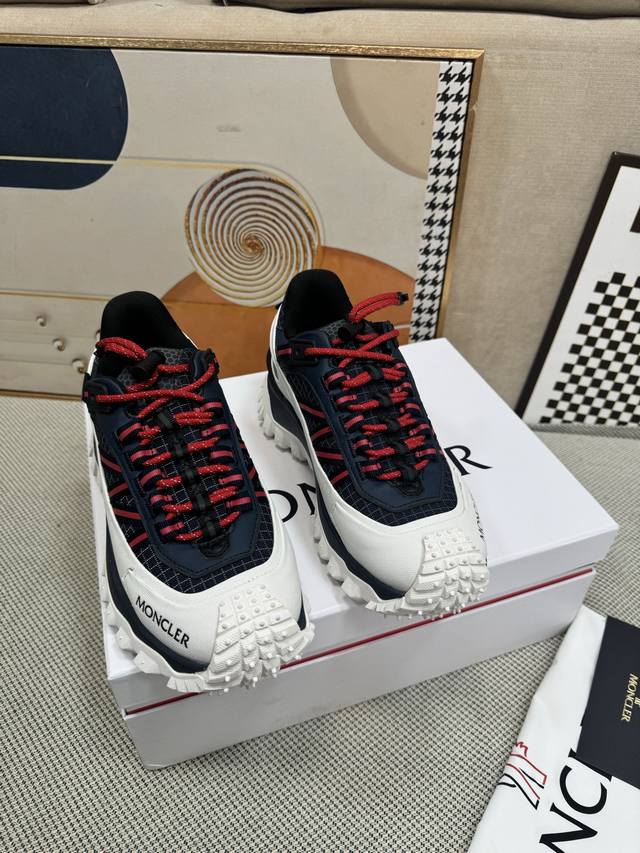 Top-tier Monler couple's casual sneakers for fall and winter. Featured in the l