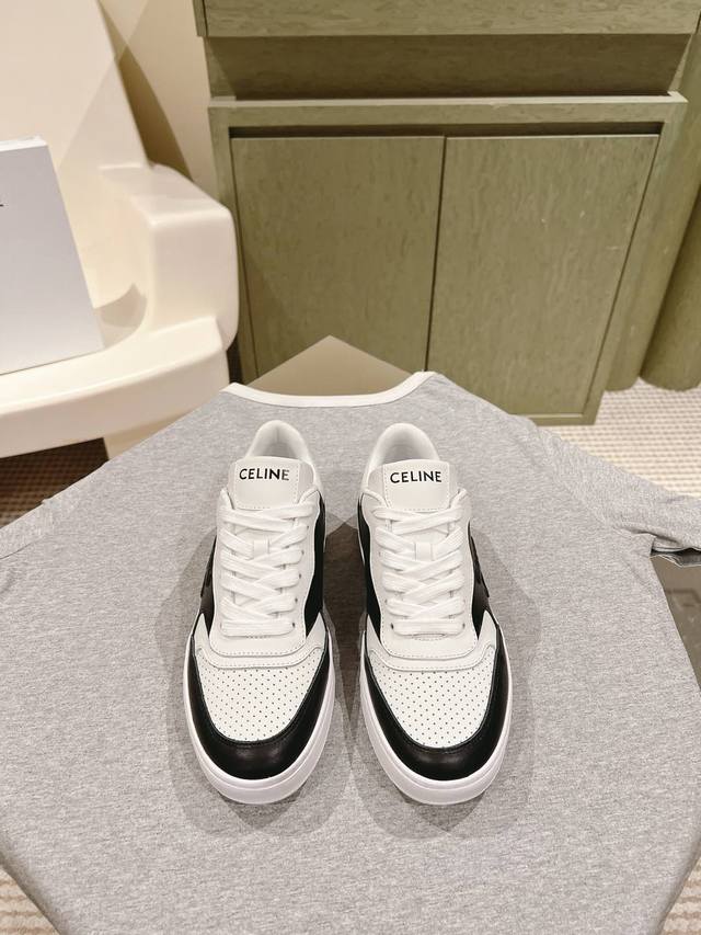 Thin-soled men's 10, couple's style 225 Celine's new white sneakers Following th