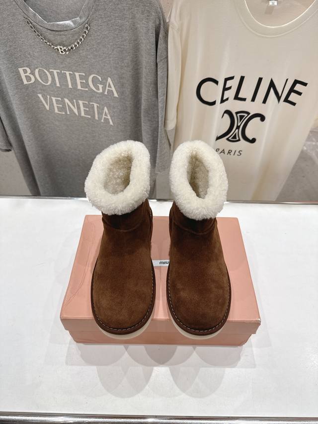 High version factory Miumiu Miu Miu 2025Ss autumn and winter catwalk model F027