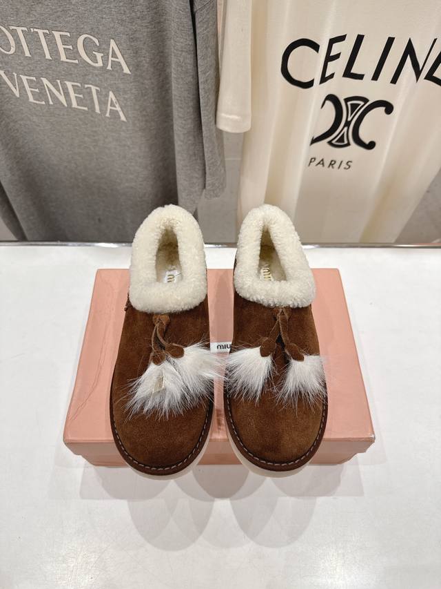 High version factory Miumiu Miu Miu 2025Ss autumn and winter catwalk model F027