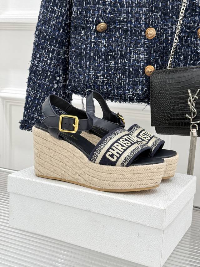 Factory Price: Dior 25Wf New Lettering Embroidered Hemp Rope Platform Wedge San