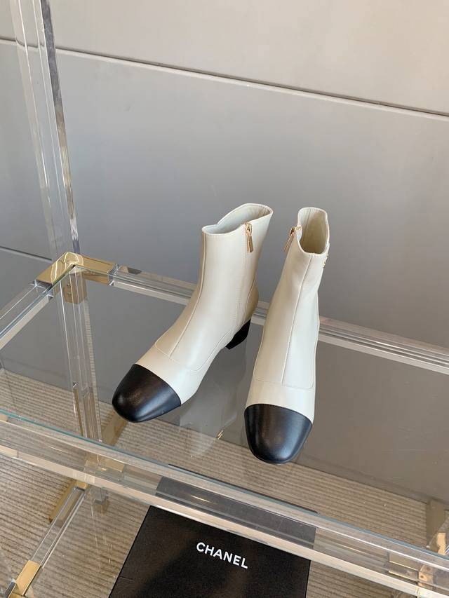 Chane* new block-heeled ankle boots, simple and versatile style . Calfskin uppe