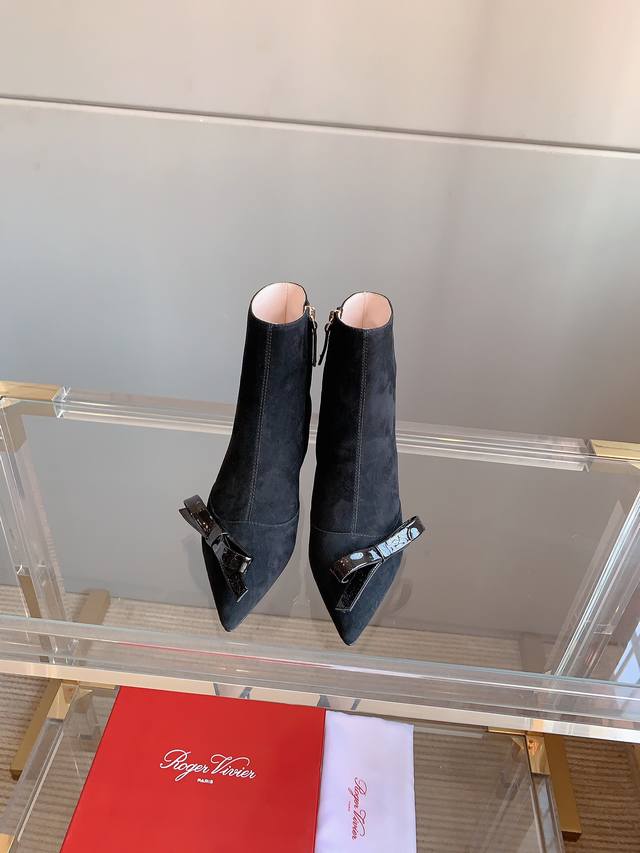 Factory price pp Roger Vivie*s new bow-knot kitten heel short boots are elegant