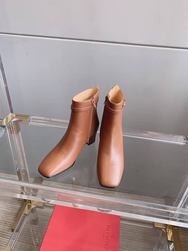 Factory price pp Valentin* new autumn and winter V-buckle high-heeled ankle boo