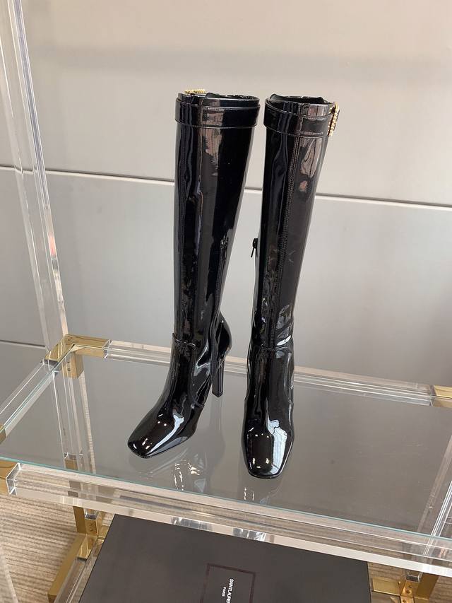 Ys* New diamond buckle patent leather high-heeled boots by Yang Shulin, who unde