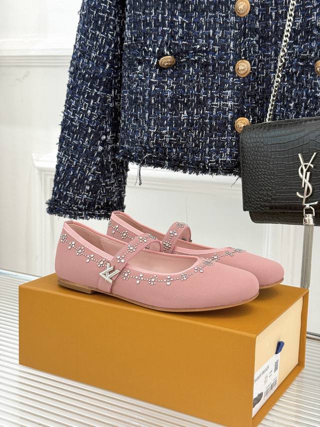 Factory Price: L*V Donkey Brand 25Wf New Rhinestone Metal Buckle Mary Janes. Th