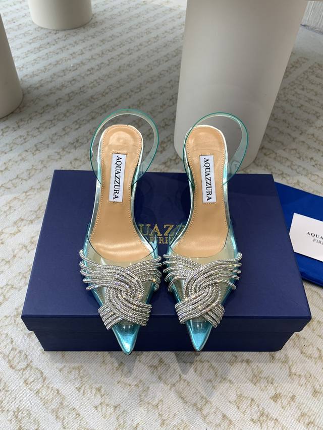Aquazzura 24Ss, a stunning and popular model, a favorite of pineapple royalty. L