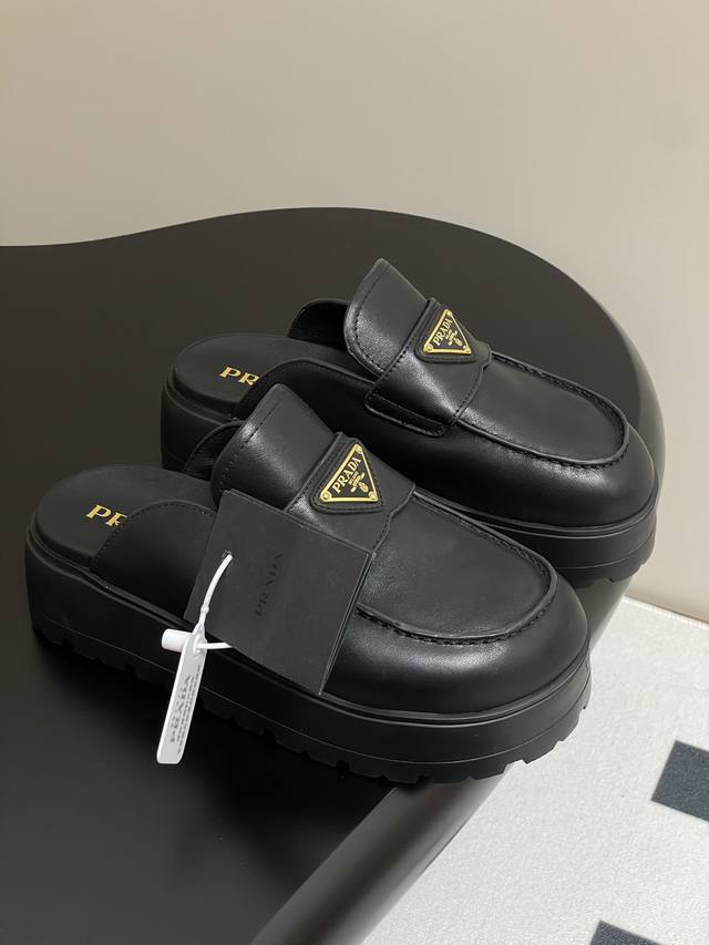 25Ss New early spring Prada triangle logo slip-on thick-soled Birkenstock closed