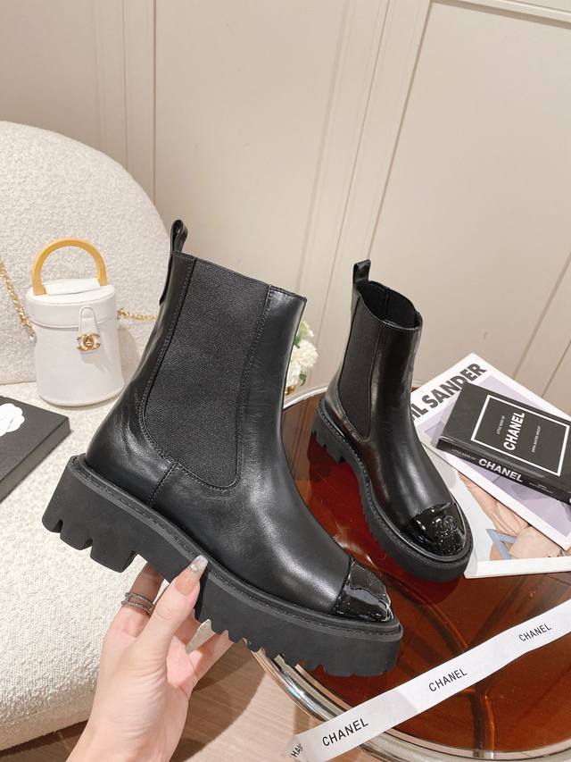 chanel elastic stretch boots, the favorite of internet celebrities, bloggers and