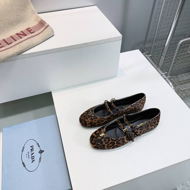 High quality factory delivery! Top-quality Prada classic triangle-strap Mary Ja