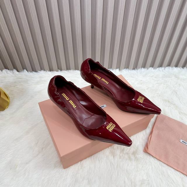 Factory 2025 new arrivals from Miu Miu. Brand new, stunningly beautiful decorat