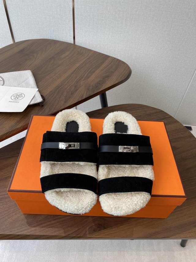 Hermes' latest autumn and winter Kelly wool slippers are super versatile, beaut