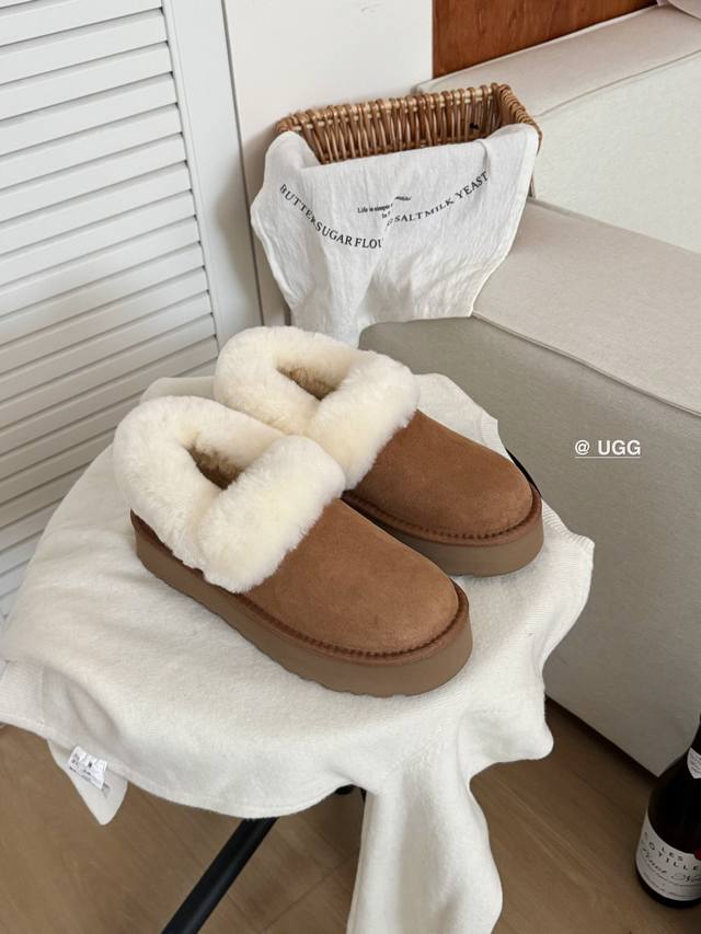 Ugg thick sole ~ very festive Classic and versatile fashion that you will never
