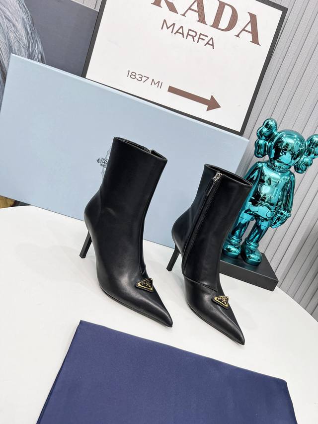 Factory Release: Sss introduces Prada's latest collection of boots, sandals, an