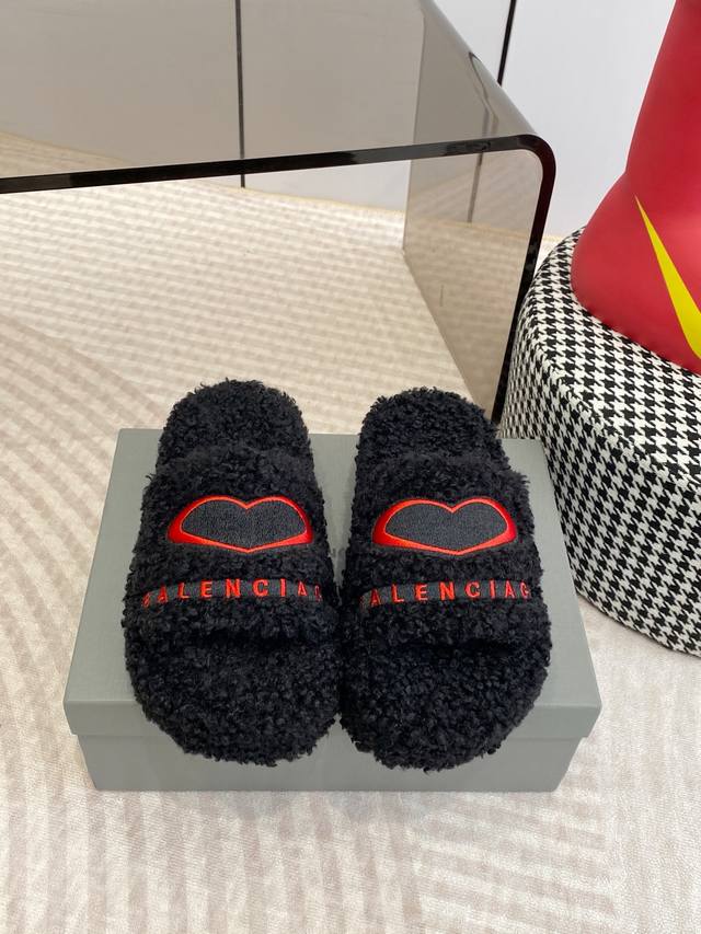 Factory-exited, thick-soled, premium version. Balenciaga 25Ss autumn/winter tre