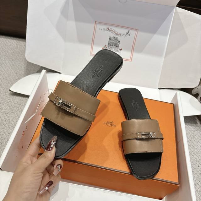 Leather buckle factory price p Hermes Giulia sandal series is fashionable and v