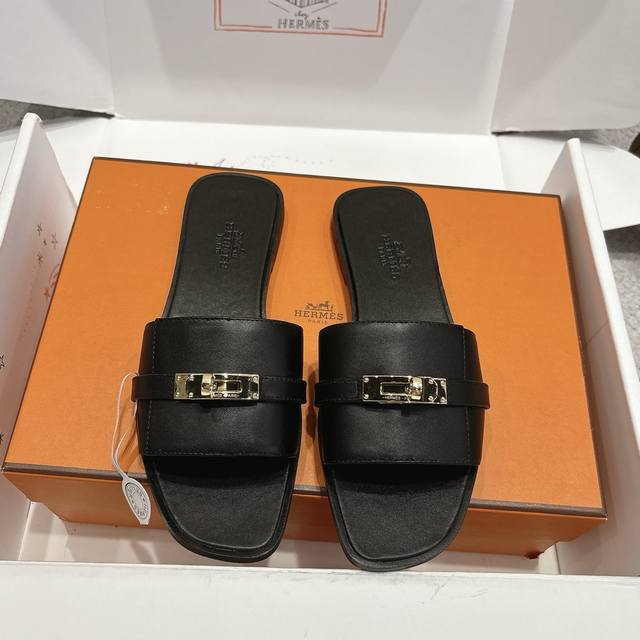 Gold buckle factory price p Hermes Giulia sandal series is fashionable and versa