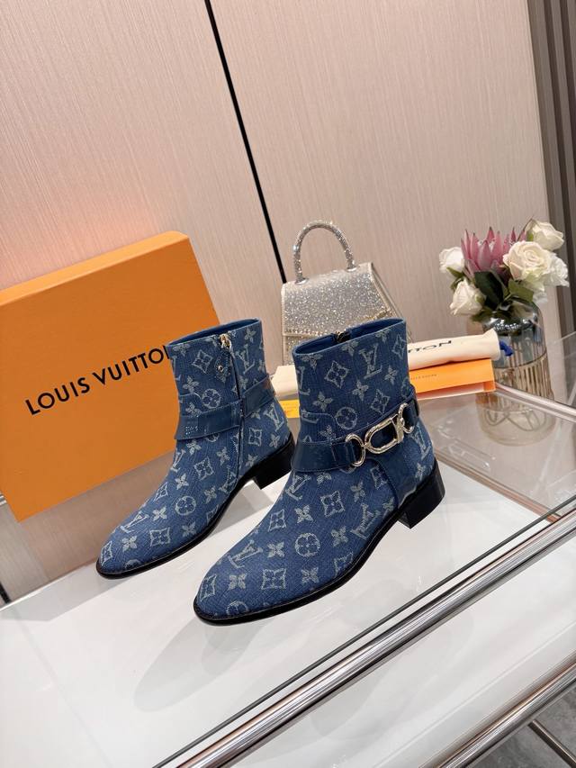 2025 Latest L counter autumn and winter newest Chelsea 6-inch Martin boots, offi