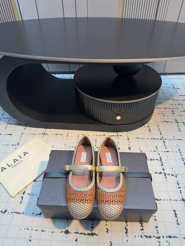 Agent-level Alaia 25Ss spring and summer woven color-blocked Mary Jane shoes Fre