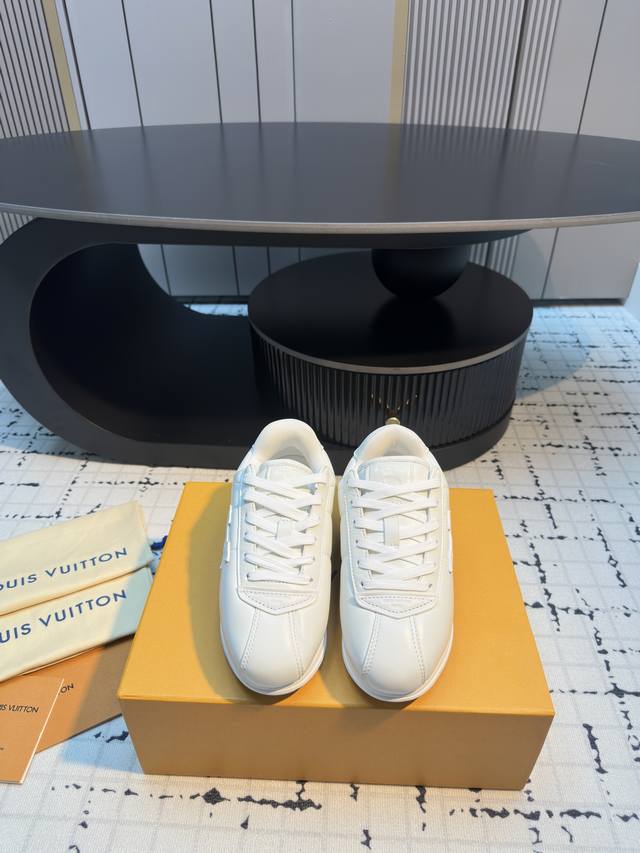 lv Louis Vuitton Pharrell joint catwalk model Jigglypuff thick-soled casual snea