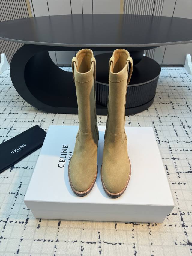 Purchase-level autumn and winter collection hit Celine top-grade retro cow sued