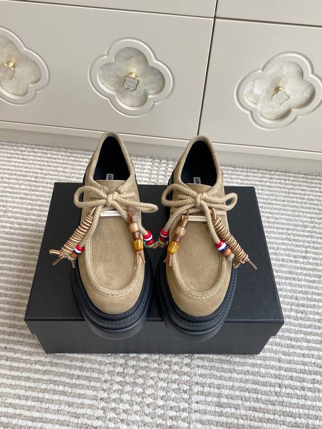 Agent-grade Alexander Wan* Aw Carter platform loafers Jennie King's pair of thic