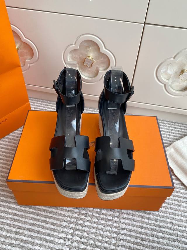 Hermes Elda series hemp rope and straw thick-soled wedge sandals "H"-shaped upp