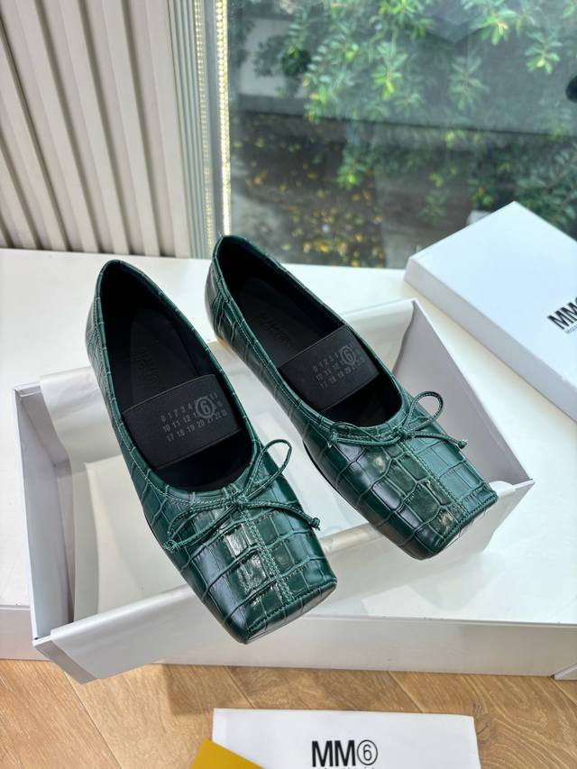 Factory top version 2025 Maison Margie* Margiela split-toe thick-heeled flat-sol