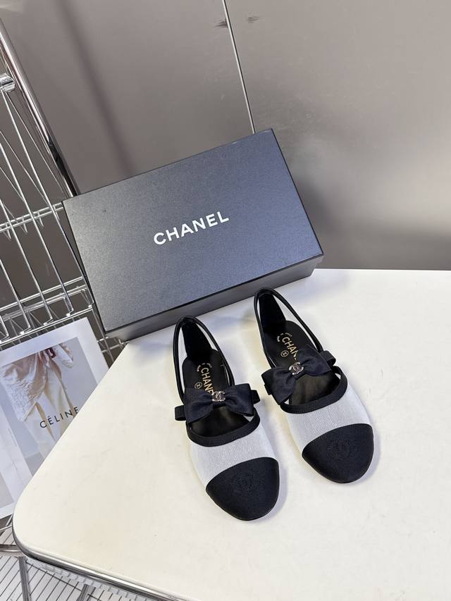 Chanel's latest spring/summer bow Mary Jane 25B is highly recommended by many on