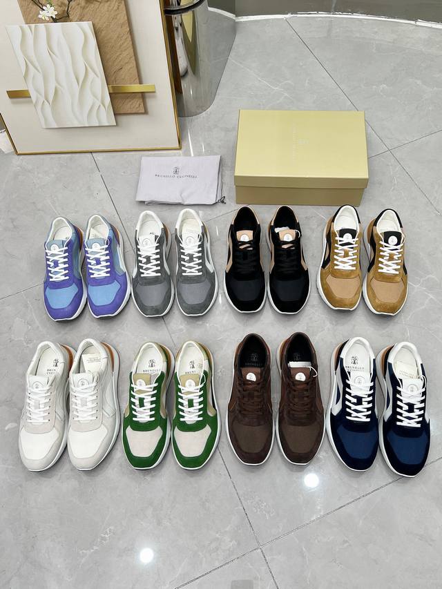 Brunellocucinelli's top-of-the-line four-season classic men's sportswear is now