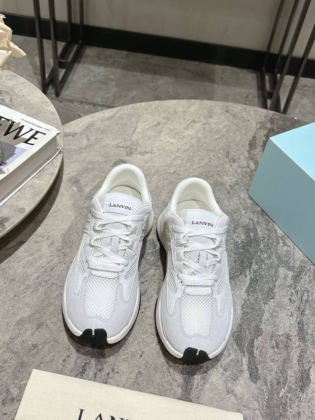 Lanvin's new couple's casual splicing sneakers are a replica of the original, w