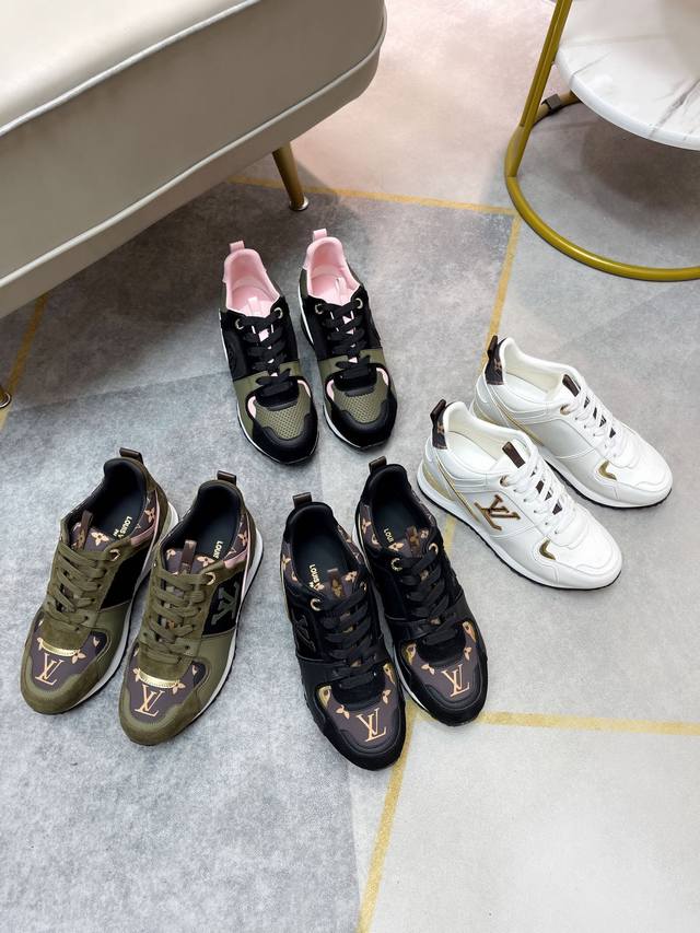 Women's size Men's size Donkey couple's casual shoes, featuring imported premiu