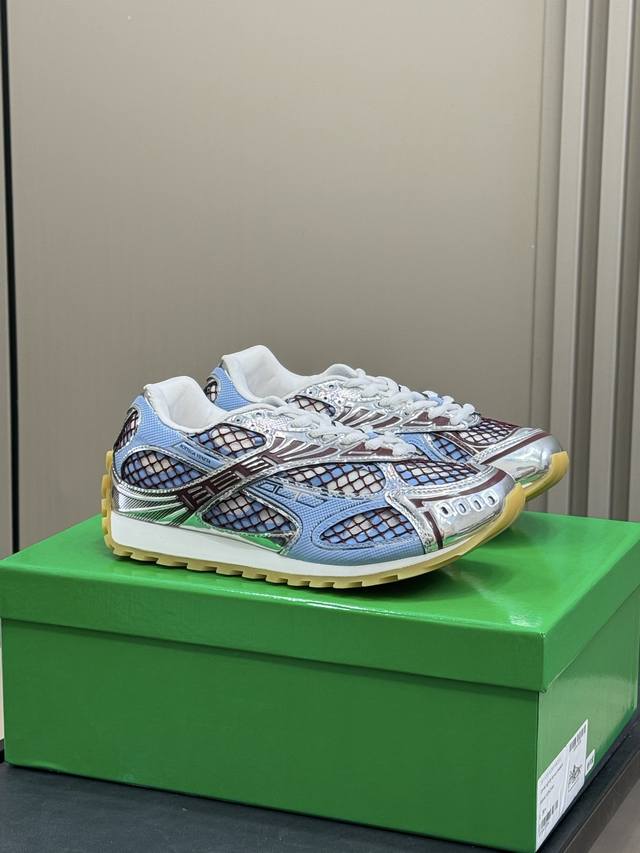 Female Male 460#New Color Insert# SS25 New Color Bottega Veneta's new Orbit snea