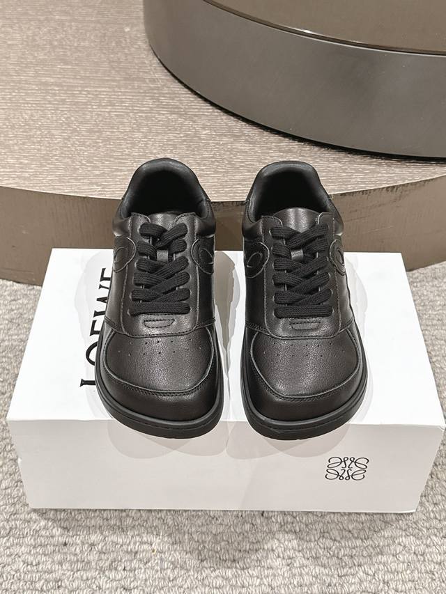 High-quality factory-made couple's pair. Loewe 25Ss new fall/winter Jambo lace-