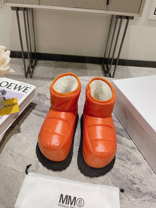 Factory price pp, Mm6 Margiela new snow boots thick-soled height-enhancing lazy