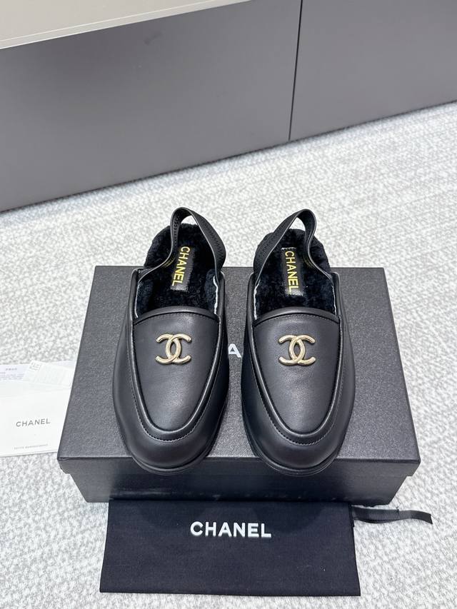 Shopping-level Chanel's new autumn and winter closed-toe shoes I was attracted a