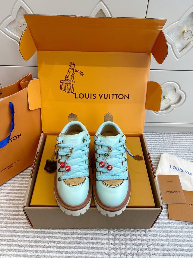 Cherry +50 Purchasing agent-level Louis Vuiteeo* Louis Vuitton lace-up thick-so