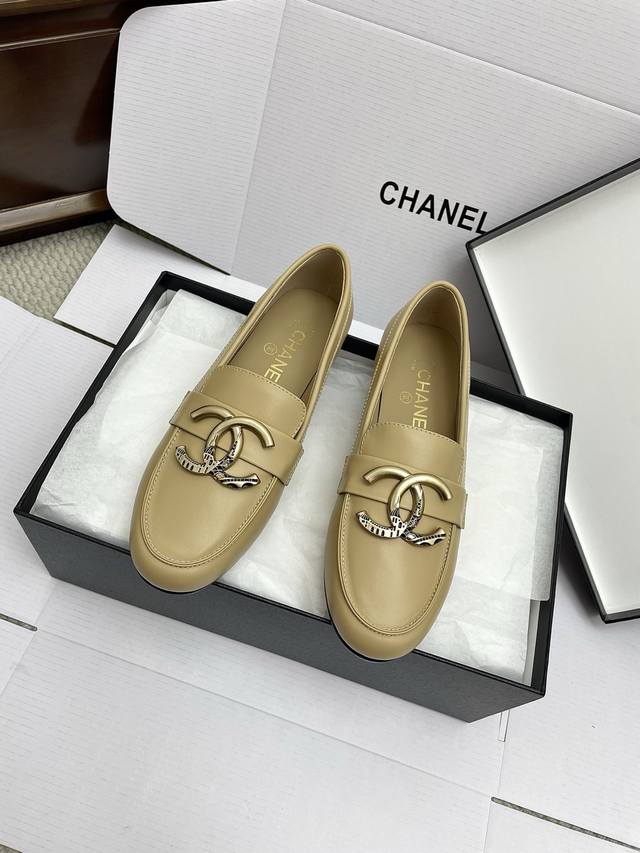 Aircraft Box 10 Shopping-grade Chanel 25Ss new summer double C copper buckle lo