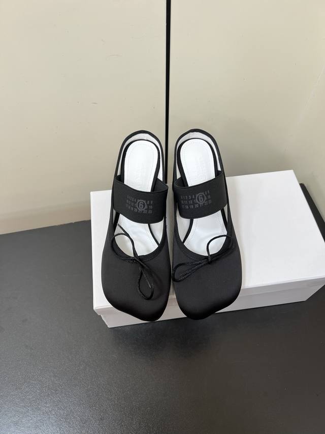 Jennie's Maison Marginala Mm6 thick-heeled apple-toe high-heeled half-slip mules