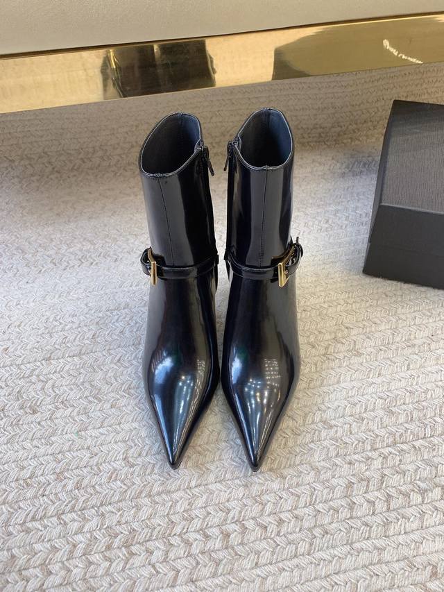 Sainlauren*Ss25 new side gold buckle zipper short bootsOriginal last top quality