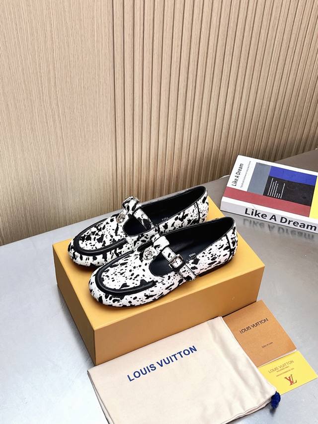 Premium Edition Lv Soho Mary Jane Flat Loafers These Soho Mary Jane flat loafers