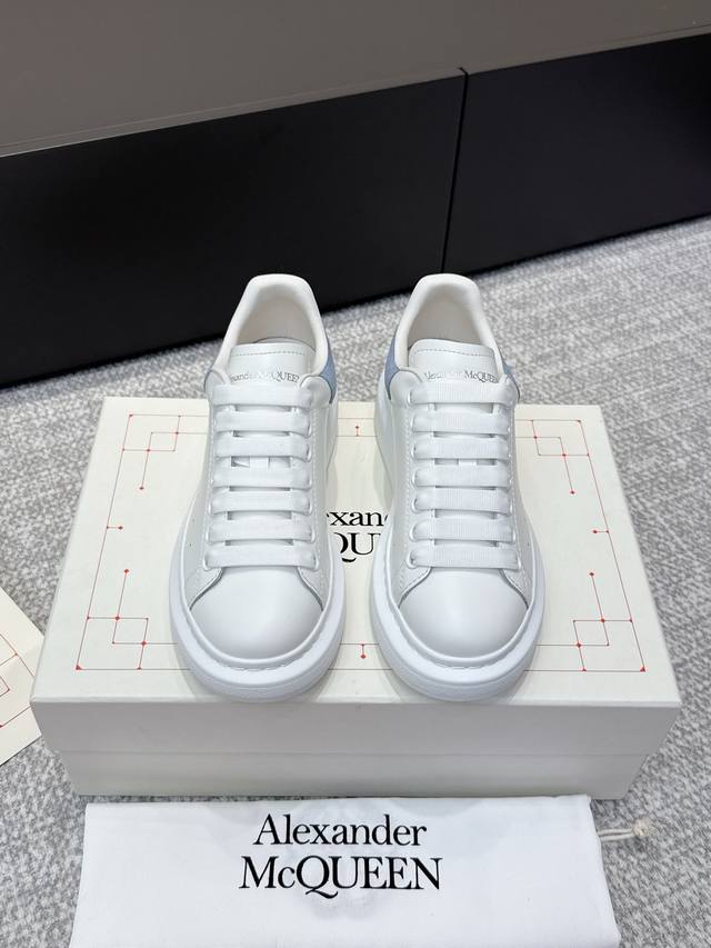 Agent-level men's +10 Haze blue velvet tail # McQueen is undoubtedly the classic