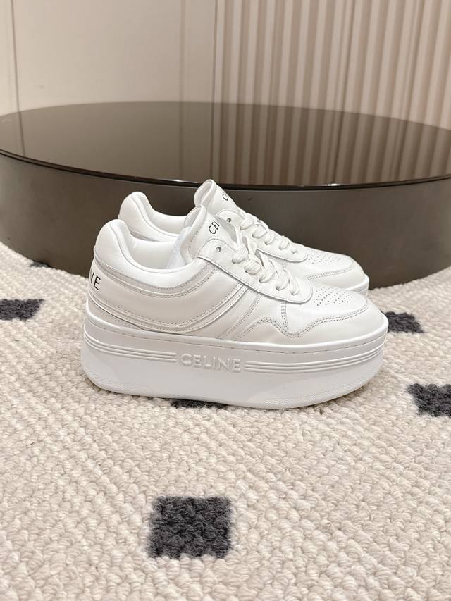 celine~~New thick-soled white shoes for Spring/Summer 2025! Celine's light luxur