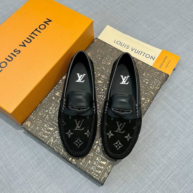 Ouis Vuitto men's loafers, top-tier nubuck leather with black denim lining and o