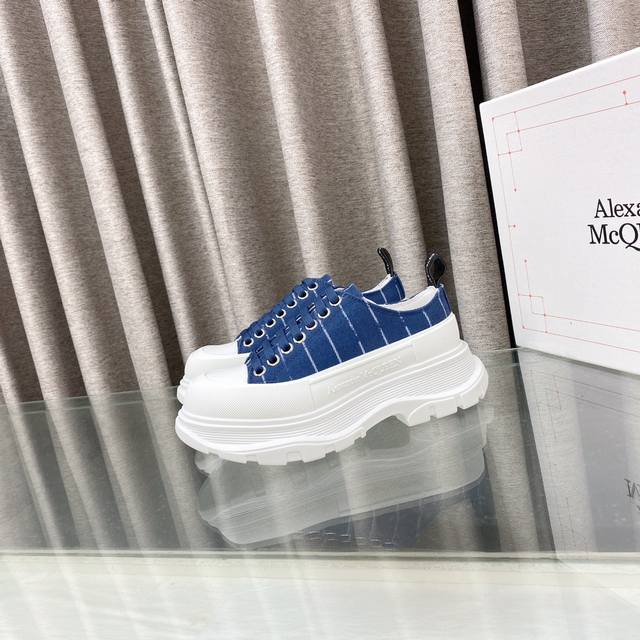 Men's size 10 Top quality Alexander Mcqueen new series thick-soled dad shoes, r