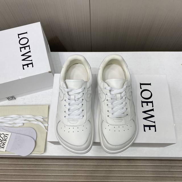 Factory Price: p Loewe 25Ss New Autumn/Winter Jambo Sneakers with Lace-Ups, Ret