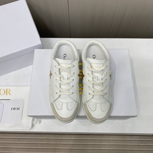 Factory Price p Shopping-level Dior's new couple's casual sneakers reinterpret