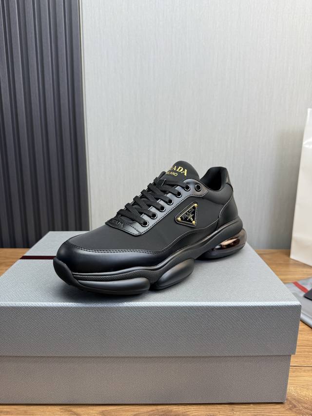 prada men's shoes counter hot style, official website synchronization, 1 high-qu
