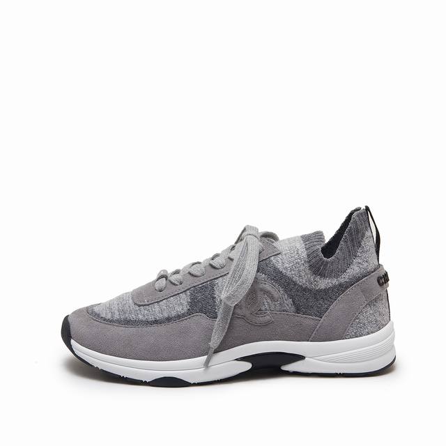 p Chanel 25 counter top casual sports shoes This classic design; the upper is em