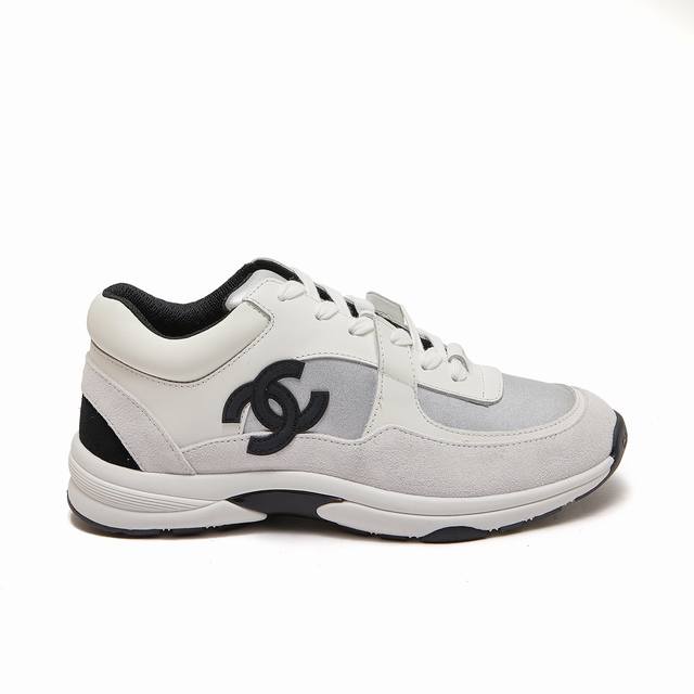 p Chanel 25 counter top casual sports shoes This classic design; the upper is em